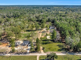 252 Lancewood Cir, Hudson, TX 75904