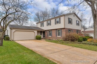 524 Menominee Ln, Naperville, IL 60563