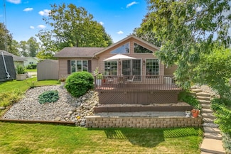 658 Fair Dr, Bronson, MI 49028