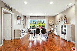 12955 Riverside Dr Unit 210, Sherman Oaks, CA 91423