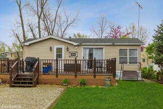 159 Flora Fern Rd, Wilmington, IL 60481