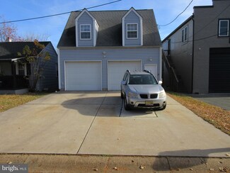 303 E Hazeldell Ave, New Castle, DE 19720