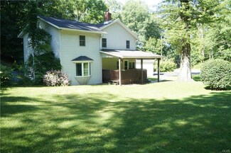 7195 Flint Hill Rd, New Tripoli, PA 18066