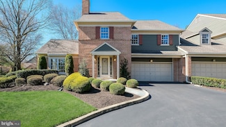 35 Latham Ct, Doylestown, PA 18901