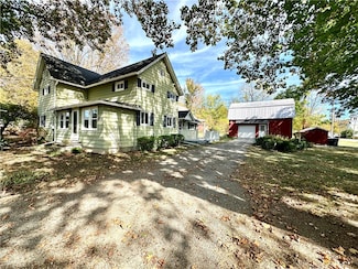 11534 Maple Ave, Naples, NY 14512