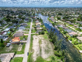 408 SE 16th Terrace, Cape Coral, FL 33990