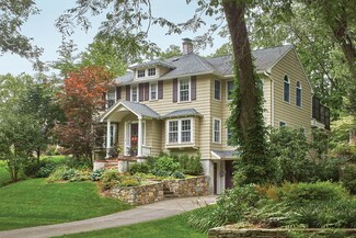 48 Wilde Rd, Waban, MA 02468