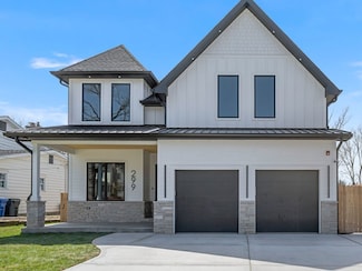 299 Cottage Ave, Glen Ellyn, IL 60137
