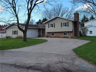 350 West Dr, Wauseon, OH 43567