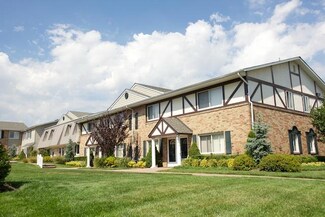 158 Orion Walk Unit 158, Holbrook, NY 11741
