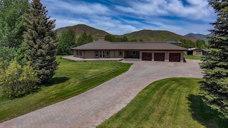 109 Colorado Gulch Rd, Hailey, ID 83333
