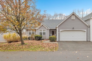 498 Elk Run Unit 498, Shelton, CT 06484