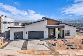 281 E 1050 N, Hurricane, UT 84737