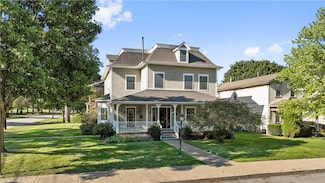396 4th St, Beaver, PA 15009