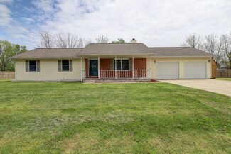 105 Schoolview St, Homer, IL 61849