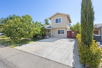 6732 Bismarck Dr, North Highlands, CA 95660