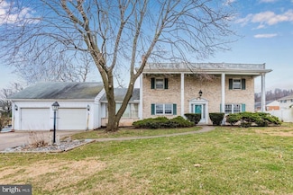 160 Spanglers Mill Rd, New Cumberland, PA 17070