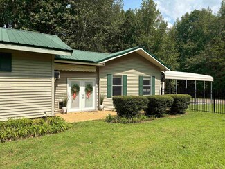 930 Fairway Dr, Saulsbury, TN 38067