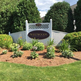 210 Johnson Rd Unit 35, Chicopee, MA 01022
