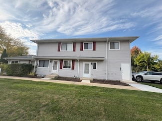 2S717 Winchester Cir E Unit 4, Warrenville, IL 60555