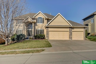 17018 Grant St, Omaha, NE 68116