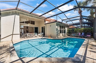 8824 Ventura Way, Naples, FL 34109