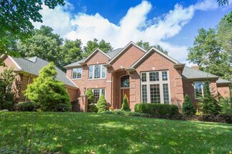 2618 Wildwood Ln, Winona Lake, IN 46590