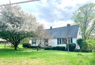 52 Burnett St, Granby, MA 01033