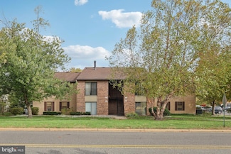 7A Sumac Ct, Mount Laurel, NJ 08054