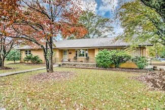 623 Watkins Rd, Greenville, SC 29617