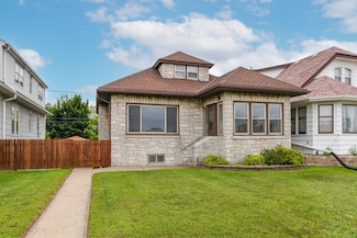 5227 W National Ave, Milwaukee, WI 53214