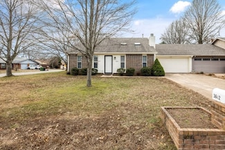 3602 W Wood St, Rogers, AR 72756