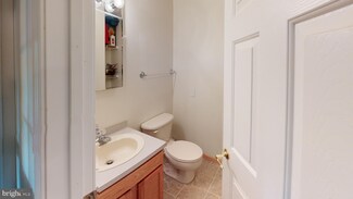 329 Killdeer Ln, Moorefield, WV 26836