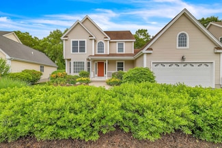 16 Spinnaker Dr, Niantic, CT 06357