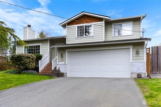 20711 Crawford Rd, Lynnwood, WA 98036