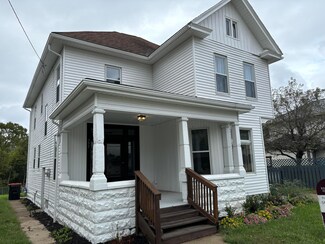 395 Mount Vernon Rd, Newark, OH 43055