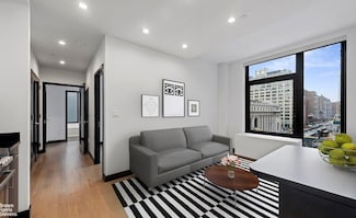 401 W 33rd St Unit 4B, New York, NY 10001