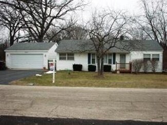 36725 N Edward Ave, Lake Villa, IL 60046