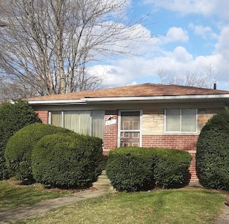 4171 Clippert St, Dearborn Heights, MI 48125