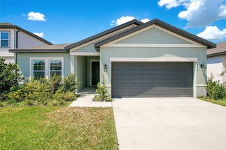 690 Split Hoof Dr, Saint Cloud, FL 34771