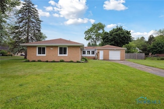 1240 Westgate Rd, Toledo, OH 43615