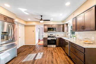 200 Pelham Dr, Waynesboro, VA 22980