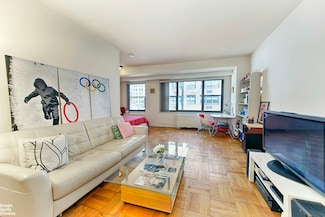 35 E 38th St Unit 10J, New York, NY 10016