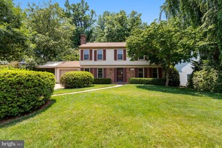 7213 Idylwood Ct, Falls Church, VA 22043