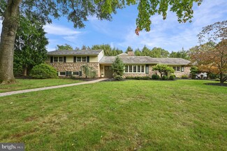 1516 Rose Virginia Rd, Reading, PA 19610