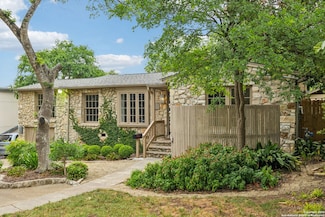 113 E Sunset Rd, San Antonio, TX 78209