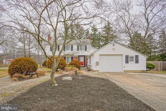 400 Wayland Rd, Cherry Hill, NJ 08034