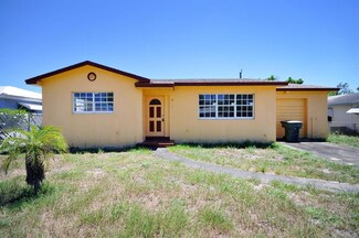 111 W 35th St, Riviera Beach, FL 33404