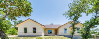 160 Log Cabin Way, Poteet, TX 78065