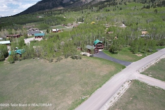 38 Prater Canyon Dr, Star Valley Ranch, WY 83127